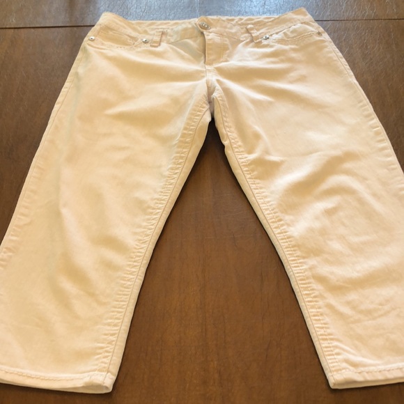 Maurice’s Capris Pants - Picture 8 of 10